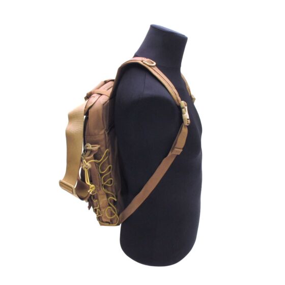 Pantac vertical laptop case coyote brown