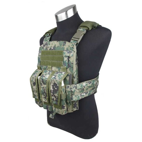 TMC adaptive vest plate carrier w/ 3 pouches (aor2)