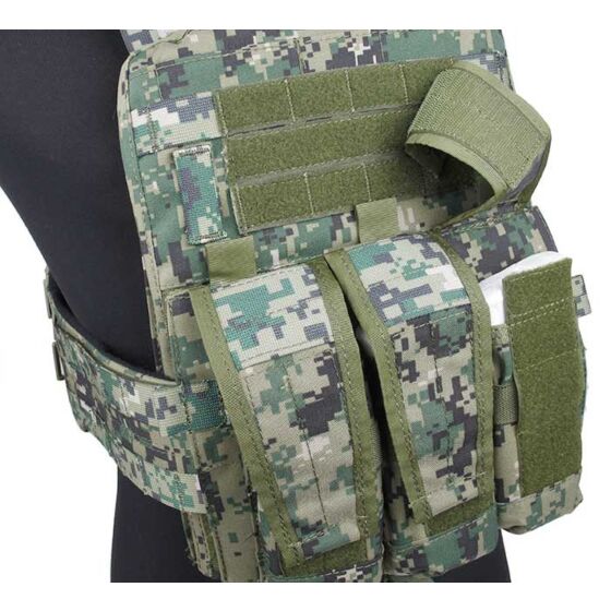 TMC adaptive vest plate carrier w/ 3 pouches (aor2)