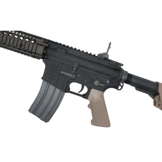 Vfc fucile elettrico M4 mk18 mod2 Daniel Defense (tan)